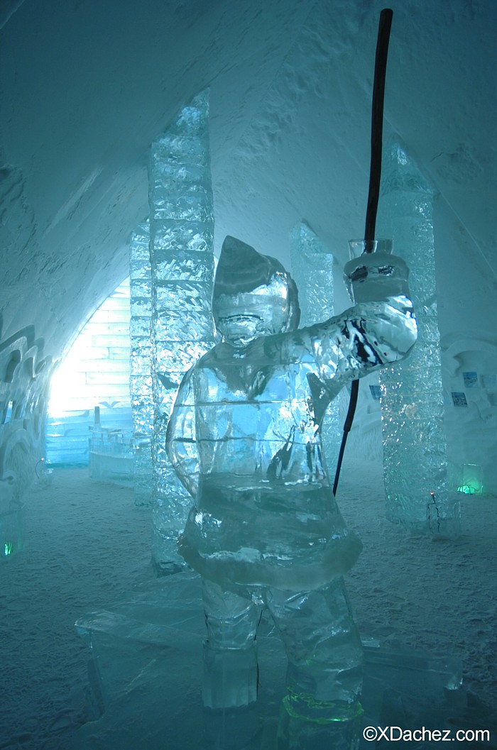 Papildus numuram Hôtel de Glace viesnīcā viesiem tiek nodrošināta iespēja apmesties kādas citas viesnīcas numurā, kur iespējams atstāt bagāžu, izmanto Papildus numuram Hôtel de Glace viesnīcā viesiem tiek nodrošināta iespēja apmesties kādas citas viesnīcas numurā, kur iespējams atstāt bagāžu, izmanto 53914
