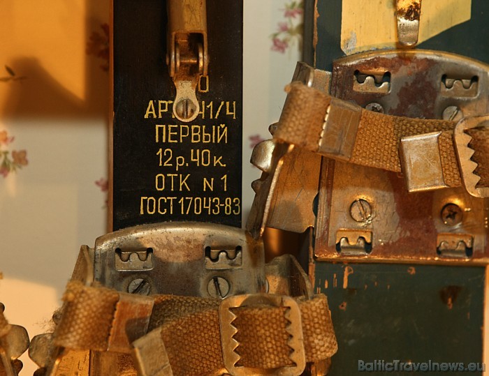 Materiāls veidots, lai vienkopus būtu pieejama informācija, kas noderīga gan cilvēkiem, kas slēpo regulāri, gan tiem, kas šoziem vēl tikai plāno kāpt Materiāls veidots, lai vienkopus būtu pieejama informācija, kas noderīga gan cilvēkiem, kas slēpo regulāri, gan tiem, kas šoziem vēl tikai plāno kāpt 54018