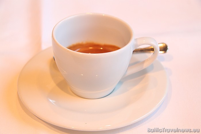 Restorāns Bergs pusdienu ēdienkarte: espresso kafija. Restorāns aktīvi atbalsta portāla Travelnews lasītājus ar balvām - Foto Restorāns Bergs pusdienu ēdienkarte: espresso kafija. Restorāns aktīvi atbalsta portāla Travelnews lasītājus ar balvām - Foto 54103