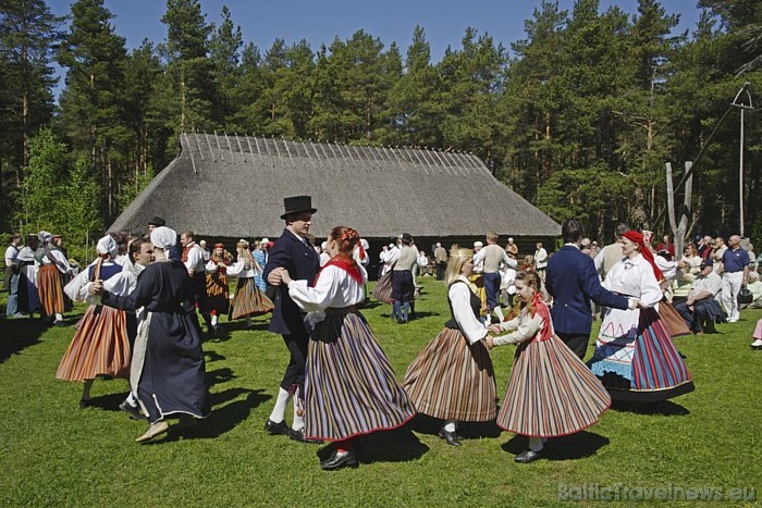 Starp citu, šogad Igaunijā notiks arī dziesmusvēki - pašā jūlija sākumā Tallinu pieskandinās 11. jaunatnes dziesmu un deju svētki
Foto: Visit Estonia Starp citu, šogad Igaunijā notiks arī dziesmusvēki - pašā jūlija sākumā Tallinu pieskandinās 11. jaunatnes dziesmu un deju svētki
Foto: Visit Estonia 54121