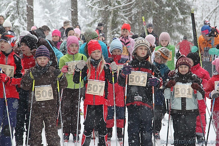 Ogres novada atklātais čempionāts distanču slēpošanā 22.01.2011 - vairāk informācijas www.izturiba.lv Ogres novada atklātais čempionāts distanču slēpošanā 22.01.2011 - vairāk informācijas www.izturiba.lv 54194