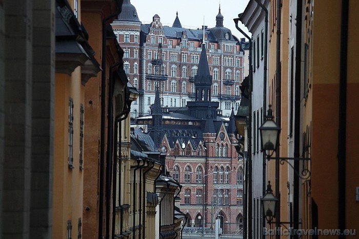 Senās ieliņas un skaistie arhitektūras pieminekļi Stokholmā ir apskates vērti
Foto: Juris Ķilkuts/www.fotoatelje.lv Senās ieliņas un skaistie arhitektūras pieminekļi Stokholmā ir apskates vērti
Foto: Juris Ķilkuts/www.fotoatelje.lv 54290