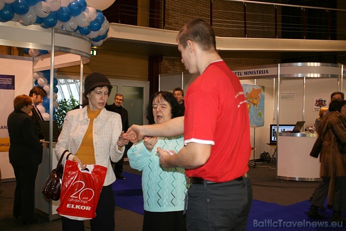 Balttour 2011 apmeklētājiem, saņemot Travel card, ir iespēja laimēt dažādas dāvanu kartes 55112