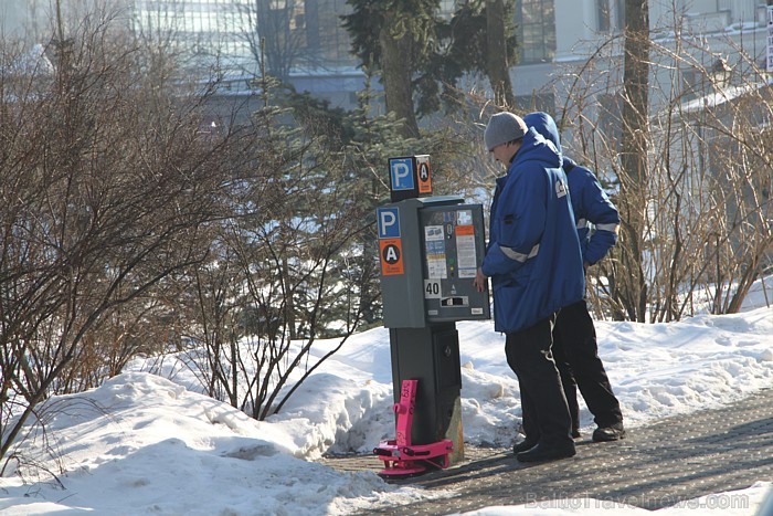 Pēc Travelnews.lv aizrādījuma aparāts tika salabots. Cerēsim, ka citi automāti skaita laiku par labu autovadītājam! Bezmaksas autostāvietas Rīgā - www Pēc Travelnews.lv aizrādījuma aparāts tika salabots. Cerēsim, ka citi automāti skaita laiku par labu autovadītājam! Bezmaksas autostāvietas Rīgā - www 56292