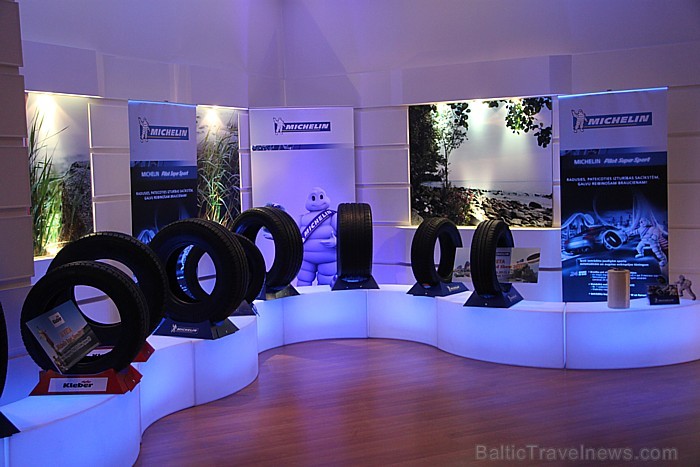 Riepu ražotājs Michelin 9.03.2011 prezentēja Baltic Beach Hotel viesnīcā jaunākos riepu modeļus un priekšrocības pret citiem riepu ražotājiem Riepu ražotājs Michelin 9.03.2011 prezentēja Baltic Beach Hotel viesnīcā jaunākos riepu modeļus un priekšrocības pret citiem riepu ražotājiem 56821