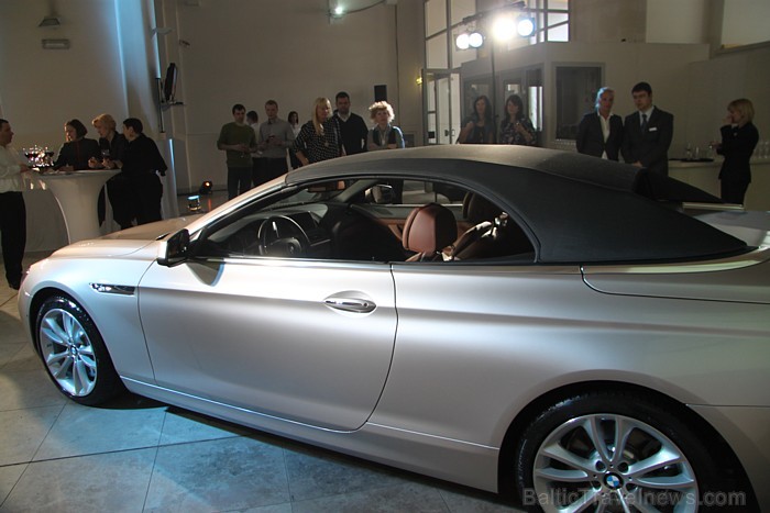 BMW 6.sērijas Cabrio (BMW 650i) prezentācija 14.03.2011 izstāžu zālē «Arsenāls» Vairāk informācijas - BM Auto vai WESS Select BMW 6.sērijas Cabrio (BMW 650i) prezentācija 14.03.2011 izstāžu zālē «Arsenāls» Vairāk informācijas - BM Auto vai WESS Select 57041