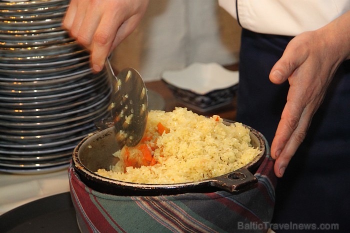 Rīgas restorāns Uzbekistāna (www.uzbekistana.lv, Bruņinieku iela 33) svin uzbeku Jauno gadu - Navruz Rīgas restorāns Uzbekistāna (www.uzbekistana.lv, Bruņinieku iela 33) svin uzbeku Jauno gadu - Navruz 57414