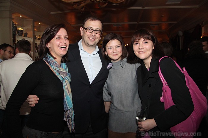 Piecu zvaigžņu viesnīcā Grand Palace Hotel 1.04.2011 pulcējās lietišķā stila vīriešu apģērbu veikala Suit Supply klienti uz jaunās pavasara/vasaras ko Piecu zvaigžņu viesnīcā Grand Palace Hotel 1.04.2011 pulcējās lietišķā stila vīriešu apģērbu veikala Suit Supply klienti uz jaunās pavasara/vasaras ko 57809