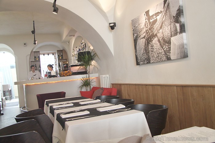 Zivju restorāns «Le Dome» (www.zivjurestorans.lv) ļoti bieži pusdienu laikā ir pilns, tāpēc labāk ir iepriekš rezervēt galdiņu - 67559884 Zivju restorāns «Le Dome» (www.zivjurestorans.lv) ļoti bieži pusdienu laikā ir pilns, tāpēc labāk ir iepriekš rezervēt galdiņu - 67559884 57964
