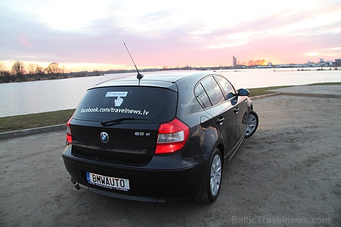 Mūsu BMW 120d labākais degvielas patēriņš ir sasniegts ceļojumā uz Latgali un atpakaļ - tas bija 4,3 litri uz 100 km Mūsu BMW 120d labākais degvielas patēriņš ir sasniegts ceļojumā uz Latgali un atpakaļ - tas bija 4,3 litri uz 100 km 58283
