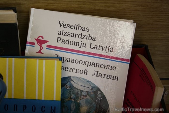 Muzejā ir iespēja iepazīties ar dažādām medicīniskajām iekārtām , fotogrāfijām un citiem vēstures avotiem , kas saglabājušās no pagājušā gadsimta 70 Muzejā ir iespēja iepazīties ar dažādām medicīniskajām iekārtām , fotogrāfijām un citiem vēstures avotiem , kas saglabājušās no pagājušā gadsimta 70 59532