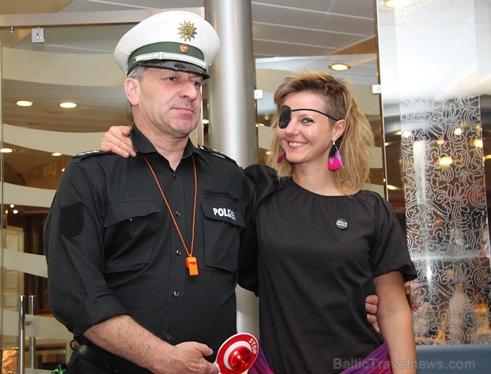 Scandlines (www.scandlines.lt) jauno prāmi, kas kursē maršrutā Ventspils-Nineshamne (Zviedrija), iekaro pirāti no Latvijas un Lietuvas ceļojumu aģentū Scandlines (www.scandlines.lt) jauno prāmi, kas kursē maršrutā Ventspils-Nineshamne (Zviedrija), iekaro pirāti no Latvijas un Lietuvas ceļojumu aģentū 59602