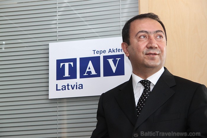 TAV Latvia oficiāli atklāj pārstāvniecības ofisu un jaunu beznodokļu veikalu komerczonā, kas ir pirmais etaps galvenās komerczonas rekonstrukcijas pro TAV Latvia oficiāli atklāj pārstāvniecības ofisu un jaunu beznodokļu veikalu komerczonā, kas ir pirmais etaps galvenās komerczonas rekonstrukcijas pro 60032