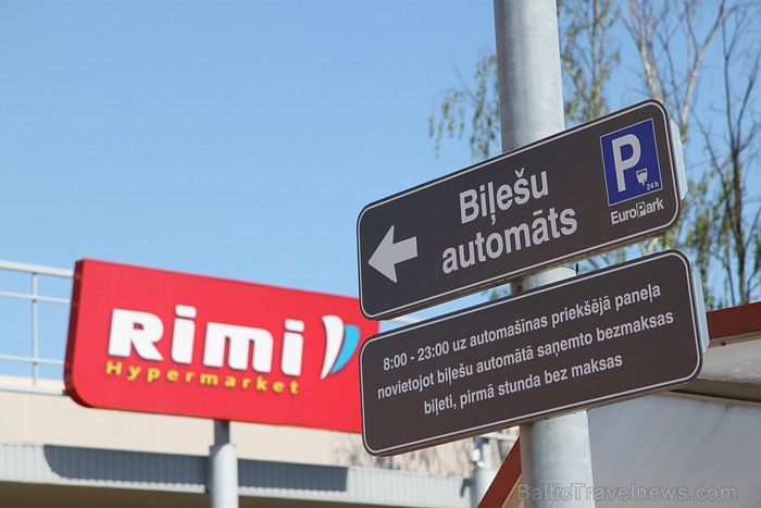 Rīgas ielās aizvien vairāk parādās automašīnu ar ārvalstu numuriem vai ārzemju tūristu, kuri brauc ar Latvijā iznomātām automašīnām Rīgas ielās aizvien vairāk parādās automašīnu ar ārvalstu numuriem vai ārzemju tūristu, kuri brauc ar Latvijā iznomātām automašīnām 61535