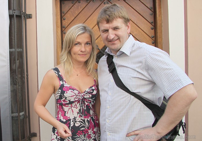 «Vīna svētki 2011» Vecrīgas viesnīcas Konventa Sēta pagalmā no 10.06 līdz 11.06.2011 - www.hotelkolonna.com «Vīna svētki 2011» Vecrīgas viesnīcas Konventa Sēta pagalmā no 10.06 līdz 11.06.2011 - www.hotelkolonna.com 61833