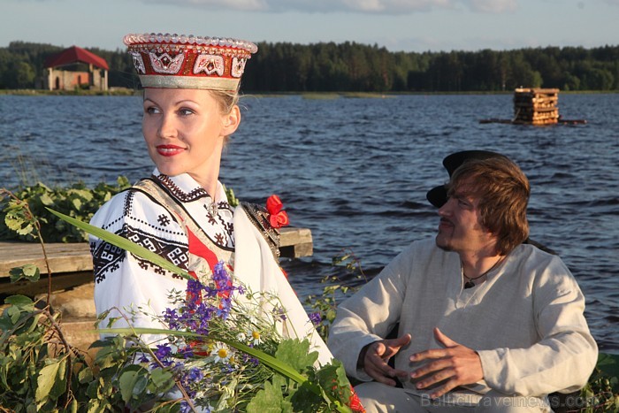 Līgo svētku koncerts «Latvija līgo Ikšķilē 2011» - vairāk bilžu un arī balva no Dikļu pils - Fb.com/Travelnews.lv Līgo svētku koncerts «Latvija līgo Ikšķilē 2011» - vairāk bilžu un arī balva no Dikļu pils - Fb.com/Travelnews.lv 62322