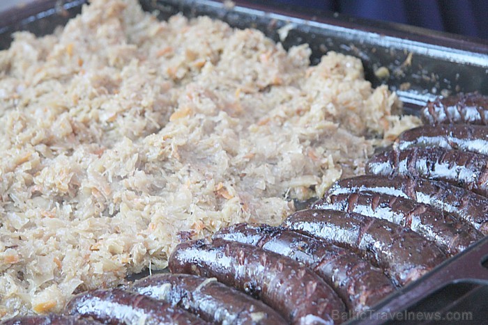 Līgo svētku koncerts «Latvija līgo Ikšķilē 2011» - vairāk bilžu un arī balva no Dikļu pils - Fb.com/Travelnews.lv Līgo svētku koncerts «Latvija līgo Ikšķilē 2011» - vairāk bilžu un arī balva no Dikļu pils - Fb.com/Travelnews.lv 62333