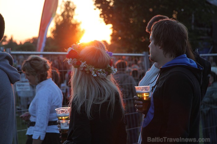 Līgo svētku koncerts «Latvija līgo Ikšķilē 2011» - vairāk bilžu un arī balva no Dikļu pils - Fb.com/Travelnews.lv Līgo svētku koncerts «Latvija līgo Ikšķilē 2011» - vairāk bilžu un arī balva no Dikļu pils - Fb.com/Travelnews.lv 62377