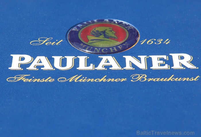 Alus dārzs Paulaner pie piecu zvaigžņu viesnīcas Hotel de Rome - vairāk informācijas par Paulaner alu www.paulaner.com Alus dārzs Paulaner pie piecu zvaigžņu viesnīcas Hotel de Rome - vairāk informācijas par Paulaner alu www.paulaner.com 62835