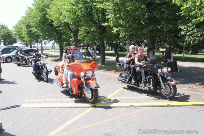 Foto: Jūrmalas TIC. 02.07.2011 Jūrmalā notika Jomas ielas svētki, kuri pulcēja tūkstošiem pilsētnieku, pilsētas viesu, baikeru un sportistu. Vairāk in Foto: Jūrmalas TIC. 02.07.2011 Jūrmalā notika Jomas ielas svētki, kuri pulcēja tūkstošiem pilsētnieku, pilsētas viesu, baikeru un sportistu. Vairāk in 62836