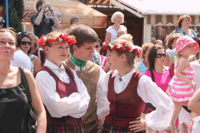 Foto: Jūrmalas TIC. 02.07.2011 Jūrmalā notika Jomas ielas svētki, kuri pulcēja tūkstošiem pilsētnieku, pilsētas viesu, baikeru un sportistu. Vairāk in Foto: Jūrmalas TIC. 02.07.2011 Jūrmalā notika Jomas ielas svētki, kuri pulcēja tūkstošiem pilsētnieku, pilsētas viesu, baikeru un sportistu. Vairāk in 62851