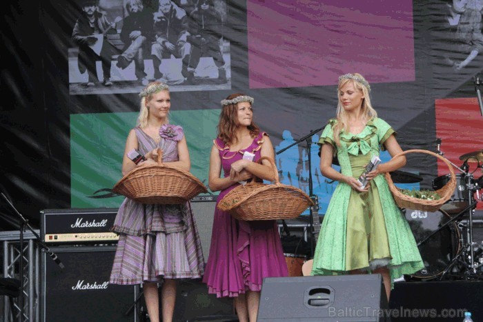 Foto: Jūrmalas TIC. 02.07.2011 Jūrmalā notika Jomas ielas svētki, kuri pulcēja tūkstošiem pilsētnieku, pilsētas viesu, baikeru un sportistu. Vairāk in Foto: Jūrmalas TIC. 02.07.2011 Jūrmalā notika Jomas ielas svētki, kuri pulcēja tūkstošiem pilsētnieku, pilsētas viesu, baikeru un sportistu. Vairāk in 62855