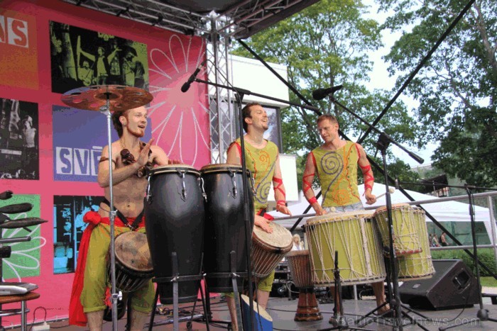 Foto: Jūrmalas TIC. 02.07.2011 Jūrmalā notika Jomas ielas svētki, kuri pulcēja tūkstošiem pilsētnieku, pilsētas viesu, baikeru un sportistu. Vairāk in Foto: Jūrmalas TIC. 02.07.2011 Jūrmalā notika Jomas ielas svētki, kuri pulcēja tūkstošiem pilsētnieku, pilsētas viesu, baikeru un sportistu. Vairāk in 62863