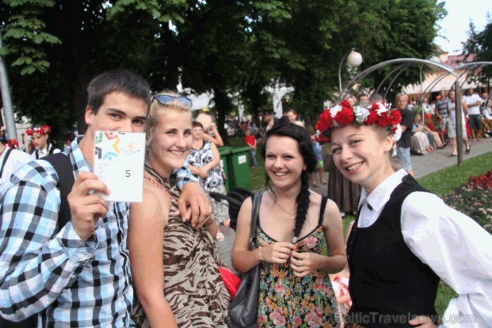 Foto: Jūrmalas TIC. 02.07.2011 Jūrmalā notika Jomas ielas svētki, kuri pulcēja tūkstošiem pilsētnieku, pilsētas viesu, baikeru un sportistu. Vairāk in Foto: Jūrmalas TIC. 02.07.2011 Jūrmalā notika Jomas ielas svētki, kuri pulcēja tūkstošiem pilsētnieku, pilsētas viesu, baikeru un sportistu. Vairāk in 62869