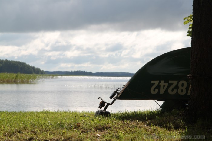 Kempings Siveri (www.campsiveri.lv, 29278599) atrodas Krāslavas un Dagdas novados pie Sīvera ezera, kas ir 9.lielākais Latvijā. Kempings Siveri (www.campsiveri.lv, 29278599) atrodas Krāslavas un Dagdas novados pie Sīvera ezera, kas ir 9.lielākais Latvijā. 62877