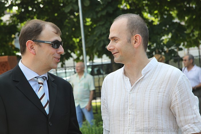 Armēņu apustuliskā baznīca un Latvijas armēņu kopiena iesvēta savu dievnamu kopā patriarhu Katolikosa Karekina II. Armēņu apustuliskā baznīca un Latvijas armēņu kopiena iesvēta savu dievnamu kopā patriarhu Katolikosa Karekina II. 62996