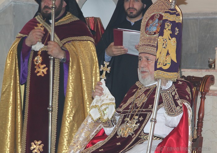 Armēņu apustuliskā baznīca un Latvijas armēņu kopiena iesvēta savu dievnamu kopā patriarhu Katolikosa Karekina II. Armēņu apustuliskā baznīca un Latvijas armēņu kopiena iesvēta savu dievnamu kopā patriarhu Katolikosa Karekina II. 63039