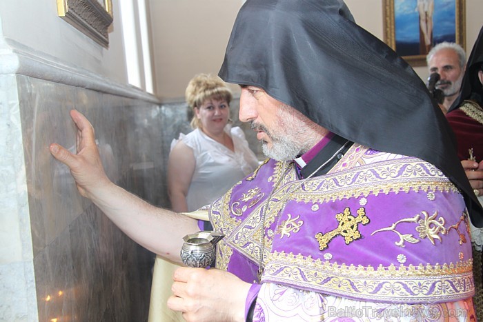Armēņu apustuliskā baznīca un Latvijas armēņu kopiena iesvēta savu dievnamu kopā patriarhu Katolikosa Karekina II. Armēņu apustuliskā baznīca un Latvijas armēņu kopiena iesvēta savu dievnamu kopā patriarhu Katolikosa Karekina II. 63040