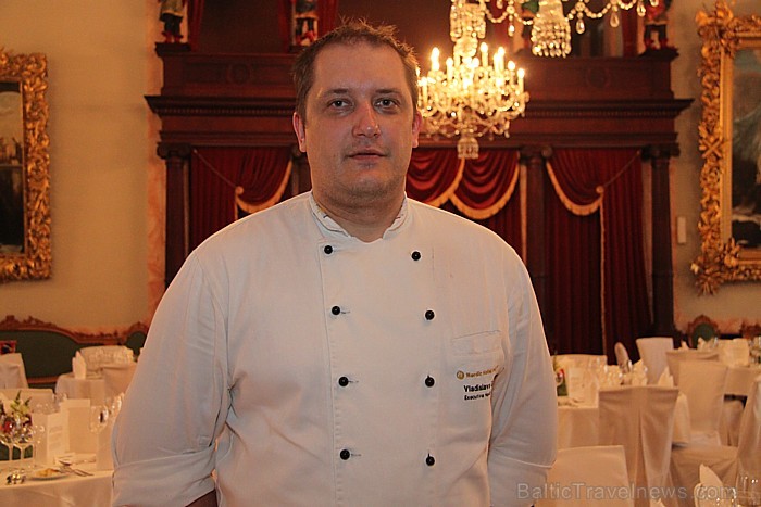 Par svinību galdu rūpējās viesnīcas Opera Hotel & Spa (www.operahotel.lv ) restorāns šefpavārs Vladislavs Gerke Par svinību galdu rūpējās viesnīcas Opera Hotel & Spa (www.operahotel.lv ) restorāns šefpavārs Vladislavs Gerke 63112