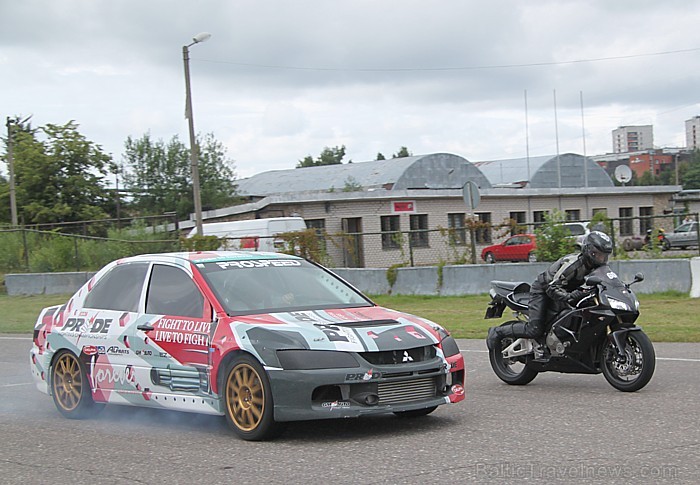 Biķerniekos notiks «Latvijas Dragreisa Čempionāta 3. posms» un sezonas vienīgais moto dragreiss «Moto Dragrace Cup 2011», bet 10.07 – «Latvijas PRO Dr Biķerniekos notiks «Latvijas Dragreisa Čempionāta 3. posms» un sezonas vienīgais moto dragreiss «Moto Dragrace Cup 2011», bet 10.07 – «Latvijas PRO Dr 63020