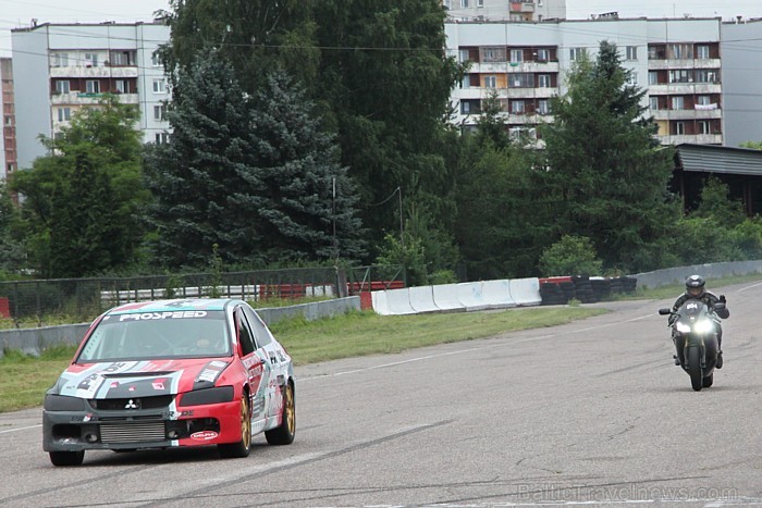 Biķerniekos notiks «Latvijas Dragreisa Čempionāta 3. posms» un sezonas vienīgais moto dragreiss «Moto Dragrace Cup 2011», bet 10.07 – «Latvijas PRO Dr Biķerniekos notiks «Latvijas Dragreisa Čempionāta 3. posms» un sezonas vienīgais moto dragreiss «Moto Dragrace Cup 2011», bet 10.07 – «Latvijas PRO Dr 63021