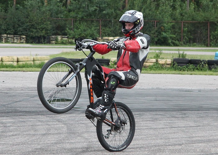 Biķerniekos notiks «Latvijas Dragreisa Čempionāta 3. posms» un sezonas vienīgais moto dragreiss «Moto Dragrace Cup 2011», bet 10.07 – «Latvijas PRO Dr Biķerniekos notiks «Latvijas Dragreisa Čempionāta 3. posms» un sezonas vienīgais moto dragreiss «Moto Dragrace Cup 2011», bet 10.07 – «Latvijas PRO Dr 63031
