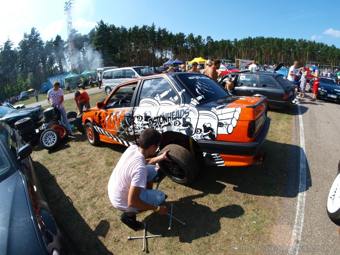Ātruma svētki Biķerniekos 2011.07.10 - Latvijas PRO Drifta Čempionāta 2. posms un AD Part Drifta Kausa 2. posms. Foto: Jānis Bokanovs Ātruma svētki Biķerniekos 2011.07.10 - Latvijas PRO Drifta Čempionāta 2. posms un AD Part Drifta Kausa 2. posms. Foto: Jānis Bokanovs 63246