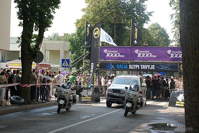 Sacensību ietvarā notika vēsturisko spēkratu, kā arī Fastlap sacensības, tomēr galvenā bija 1000 kilometru sacīkste (www.hgkracing.com) Sacensību ietvarā notika vēsturisko spēkratu, kā arī Fastlap sacensības, tomēr galvenā bija 1000 kilometru sacīkste (www.hgkracing.com) 65030