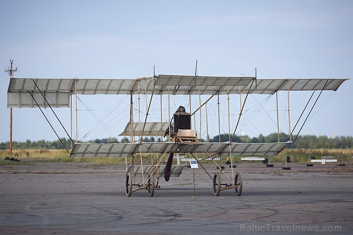 Ekskluzīvs eksponāts, kas tiks izstādīts speciāli Aviācijas svētku laikā ir leģendārā latviešu aviokostruktora Kārļa Irbīša modelētā lidmašīna I – 12. Ekskluzīvs eksponāts, kas tiks izstādīts speciāli Aviācijas svētku laikā ir leģendārā latviešu aviokostruktora Kārļa Irbīša modelētā lidmašīna I – 12. 65799