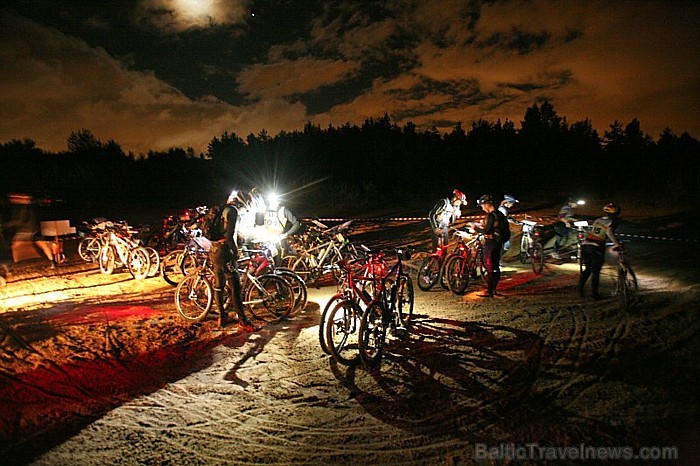 2011.gada 20. augustā notika Triatel xRace piedzīvojumu sacensību Rīgas svētkiem veltītais posms. Foto: www.xrace.lv 2011.gada 20. augustā notika Triatel xRace piedzīvojumu sacensību Rīgas svētkiem veltītais posms. Foto: www.xrace.lv 65952