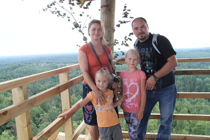 Lielais Liepukalns Latgalē, kas ir trešā augstākā virsotne Latvijā, var lepoties ar Latvijas augstāko skatu torni (34 metri) un skatu uz Rāznas ezeru Lielais Liepukalns Latgalē, kas ir trešā augstākā virsotne Latvijā, var lepoties ar Latvijas augstāko skatu torni (34 metri) un skatu uz Rāznas ezeru 66307