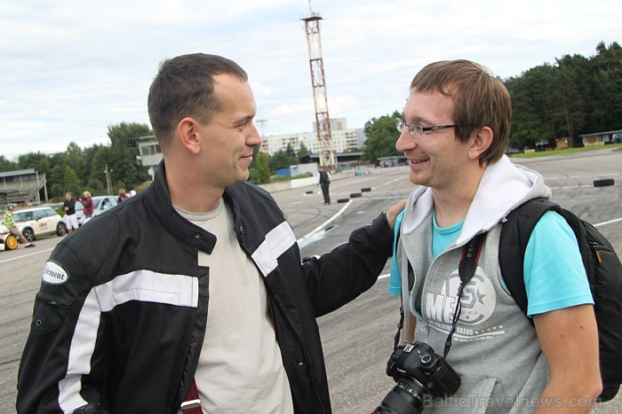 Latvijas un Igaunijas Dragreisa čempionātu finālsacensības notiks jau svētdien (04.09.2011) www.forsaza.lv Latvijas un Igaunijas Dragreisa čempionātu finālsacensības notiks jau svētdien (04.09.2011) www.forsaza.lv 66390