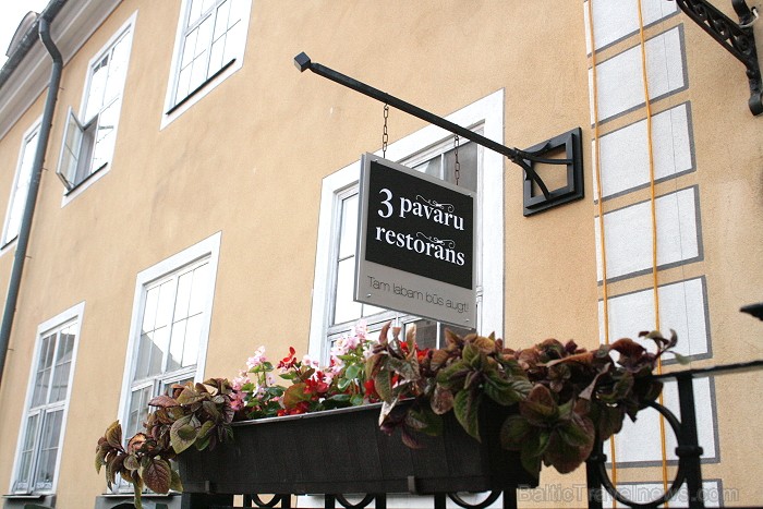 Mārtiņš Sirmais, Ēriks Dreibants un Rūta Rietuma 15.09.2011 atklāj jauno 3 pavāru restorānu «Tam labam būs augt» Jēkaba kazarmās 2B, Torņa ielā 4 Mārtiņš Sirmais, Ēriks Dreibants un Rūta Rietuma 15.09.2011 atklāj jauno 3 pavāru restorānu «Tam labam būs augt» Jēkaba kazarmās 2B, Torņa ielā 4 67027