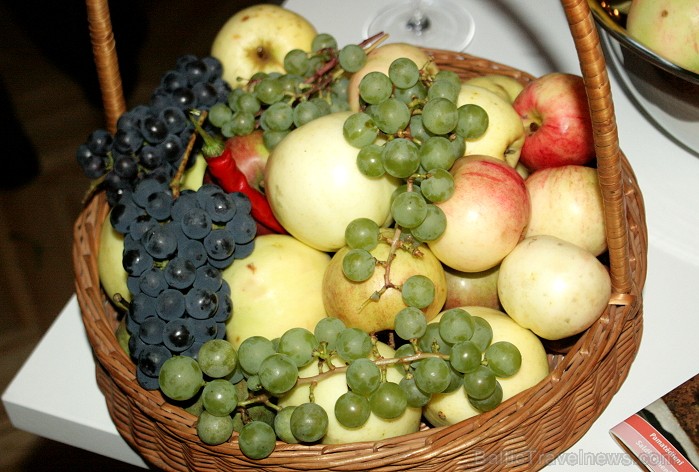 Mārtiņš Sirmais, Ēriks Dreibants un Rūta Rietuma 15.09.2011 atklāj jauno 3 pavāru restorānu «Tam labam būs augt» Jēkaba kazarmās 2B, Torņa ielā 4 Mārtiņš Sirmais, Ēriks Dreibants un Rūta Rietuma 15.09.2011 atklāj jauno 3 pavāru restorānu «Tam labam būs augt» Jēkaba kazarmās 2B, Torņa ielā 4 67044