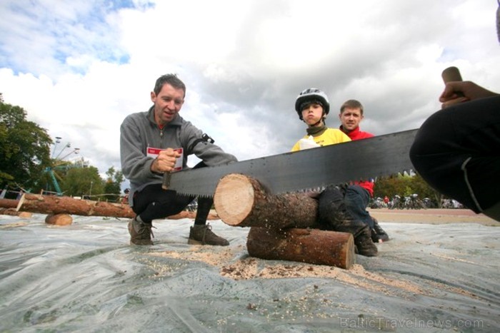 Vienā no skaistākajām Latvijas pilsētām, Siguldā, ar piekto sacensības posmu noslēdzās Triatel xRace 2011. gada sezona.
17.09.2011. Vienā no skaistākajām Latvijas pilsētām, Siguldā, ar piekto sacensības posmu noslēdzās Triatel xRace 2011. gada sezona.
17.09.2011. 67141