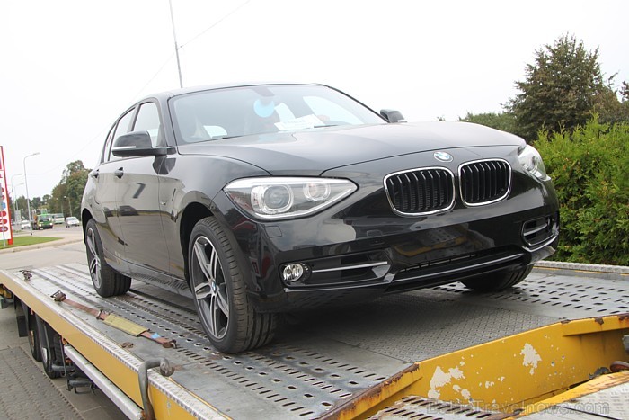 BMW dīleris BM Auto piedāvā salonā apskatīt BMW 118d Urban Line 67160