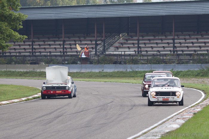 Dzintara Volga pasākums (17.-18.09.2011) Biķerniekos
 www.fotoprojekts.lv 67177