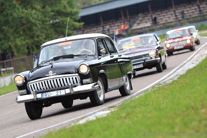 Dzintara Volga pasākums (17.-18.09.2011) Biķerniekos
 www.fotoprojekts.lv 67182