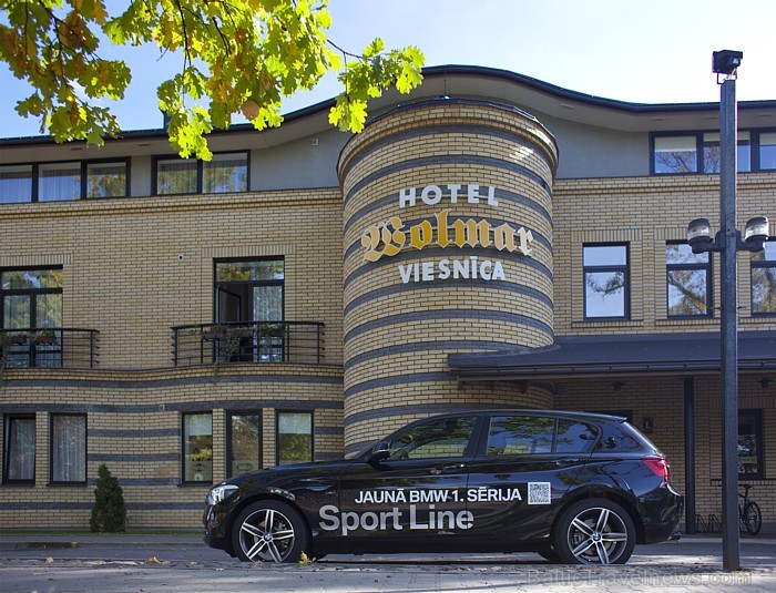 Travelnews.lv testē jauno BMW 120d Sport Line, apciemojot 3 zvaigžņu viesnīcu Wolmar (www.hotelwolmar.lv) Valmierā. Foto: Ingus Evertovskis Travelnews.lv testē jauno BMW 120d Sport Line, apciemojot 3 zvaigžņu viesnīcu Wolmar (www.hotelwolmar.lv) Valmierā. Foto: Ingus Evertovskis 67517