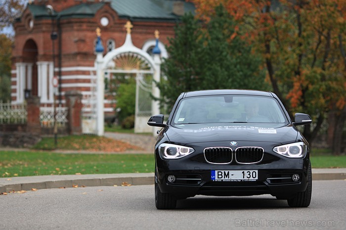 Travelnews.lv testē jauno BMW 120d Sport Line, apciemojot Limbažus. Foto: Ingus Evertovskis (www.fotoprojekts.lv) Travelnews.lv testē jauno BMW 120d Sport Line, apciemojot Limbažus. Foto: Ingus Evertovskis (www.fotoprojekts.lv) 67537